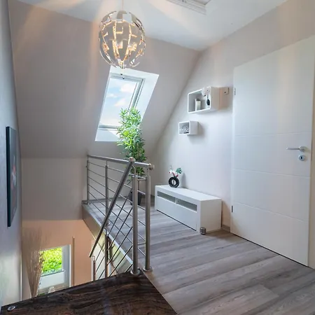 Holiday home Leeloo S Sunlight *