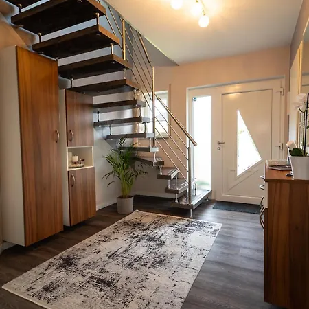 Leeloo S Sunlight Holiday home *